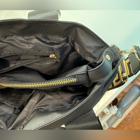 Versace satin parfum satchel bag with inner removable bag shoulder strap - Picture 14 of 14